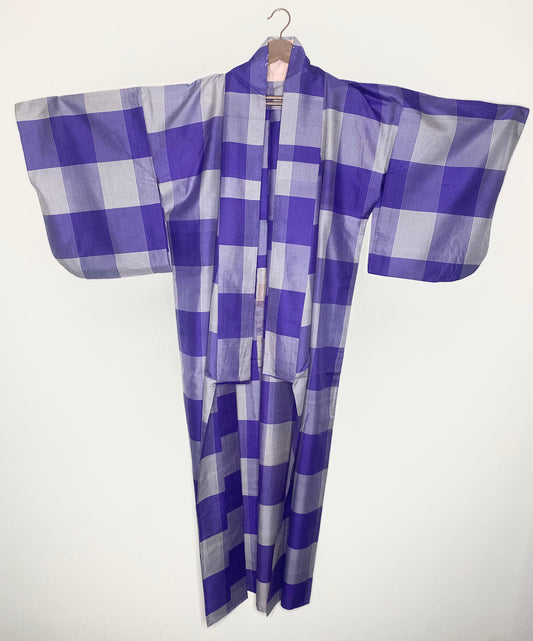 Douraku Purple Check